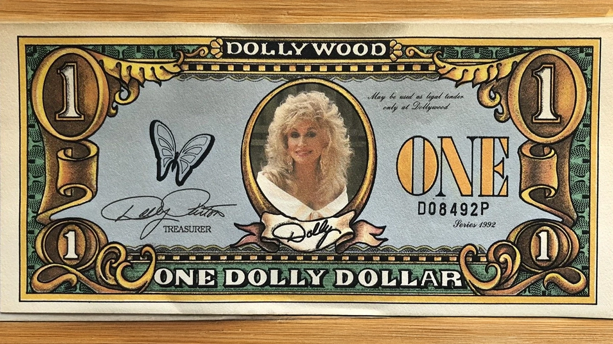 This is an image of a Series 1992 Dollywood Dolly Dollar.