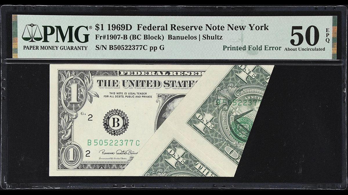 Series 1969D $1 Federal Reserve Note with Printed Fold Error. Image: Stack's Bowers.